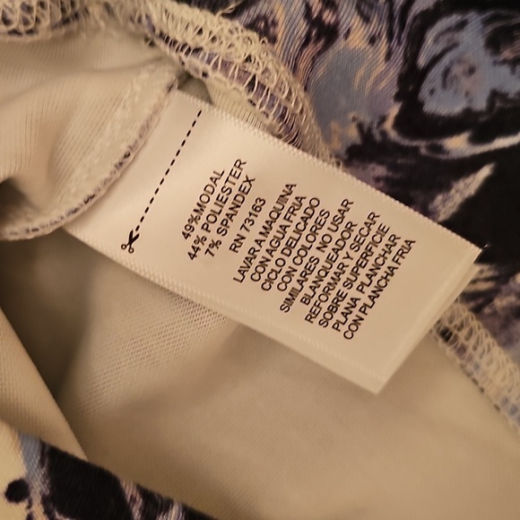 BRAND NEW WITH TAGS BLUE/GRAY SWIRL LONGSLEEVE TOP - Picture 10 of 10